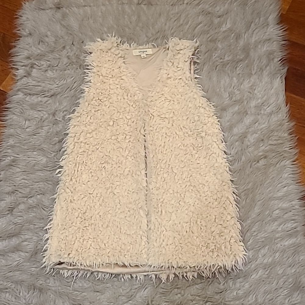 Umgee womens cream faux fur soft lined fuzzy long vest size small